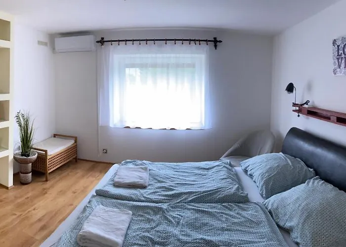 Dombos Vendeghaz Lägenhet